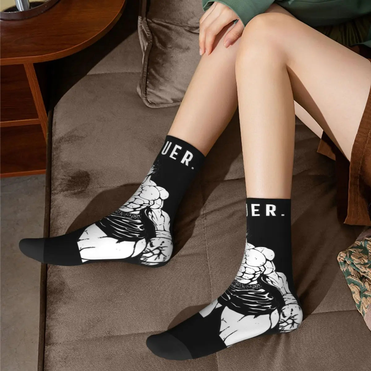 Baki “Conquer” Compression Crew Socks – Seamless Cushioned Fit (1 Pair)
